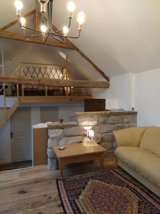 Superbe Appartement Dans Charmant Corps De Ferme Acheres-la-Foret Zewnętrze zdjęcie