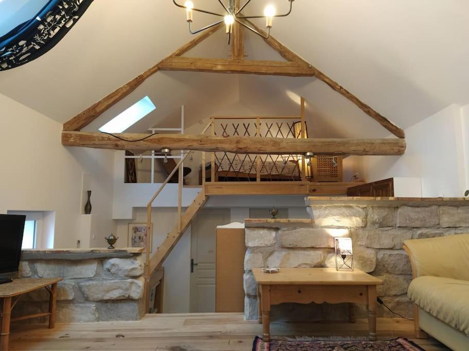 Superbe Appartement Dans Charmant Corps De Ferme Acheres-la-Foret Zewnętrze zdjęcie