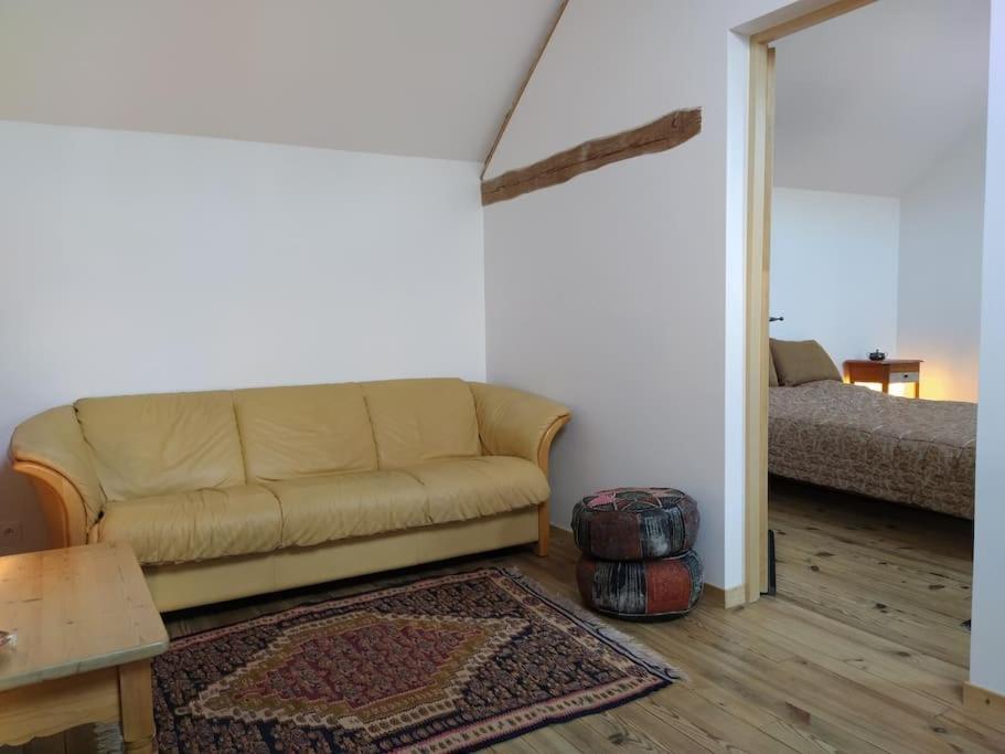 Superbe Appartement Dans Charmant Corps De Ferme Acheres-la-Foret Zewnętrze zdjęcie