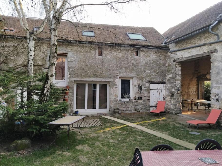 Superbe Appartement Dans Charmant Corps De Ferme Acheres-la-Foret Zewnętrze zdjęcie
